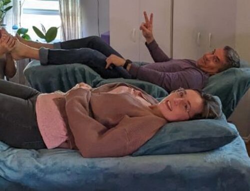 Why Study Reflexology in a Classroom? Here Are 5 Benefits! 